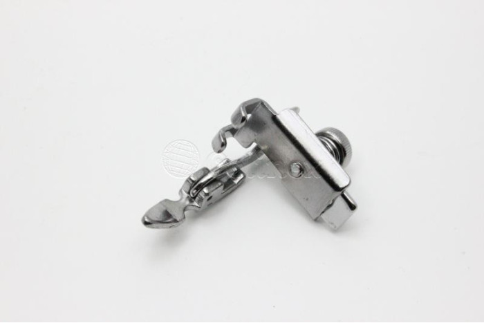 Calcador fechos esq. /direito maq. domestica (0070B)