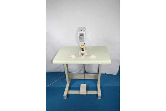 Máquina Eléctrica para Meter Molas com Bancada – Modelo KX818